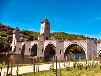 Pont Valentre medieval bridge, Cahors Pont Valentre medieval bridge, Cahors