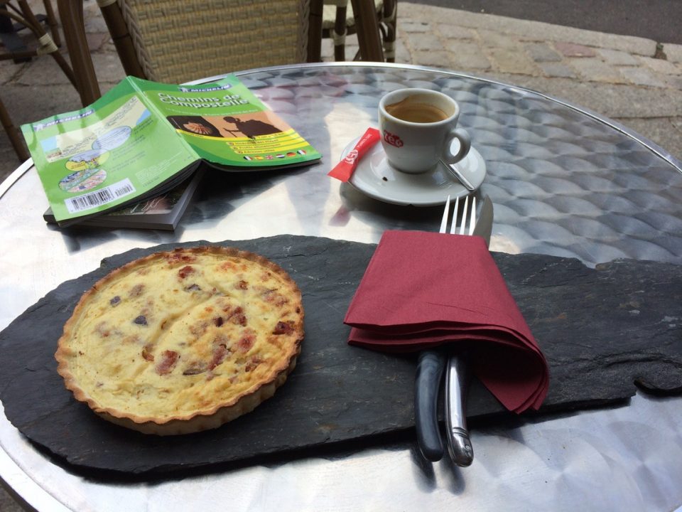 Le _Puy_gallery0006 Cafe food on Le Puy walk.