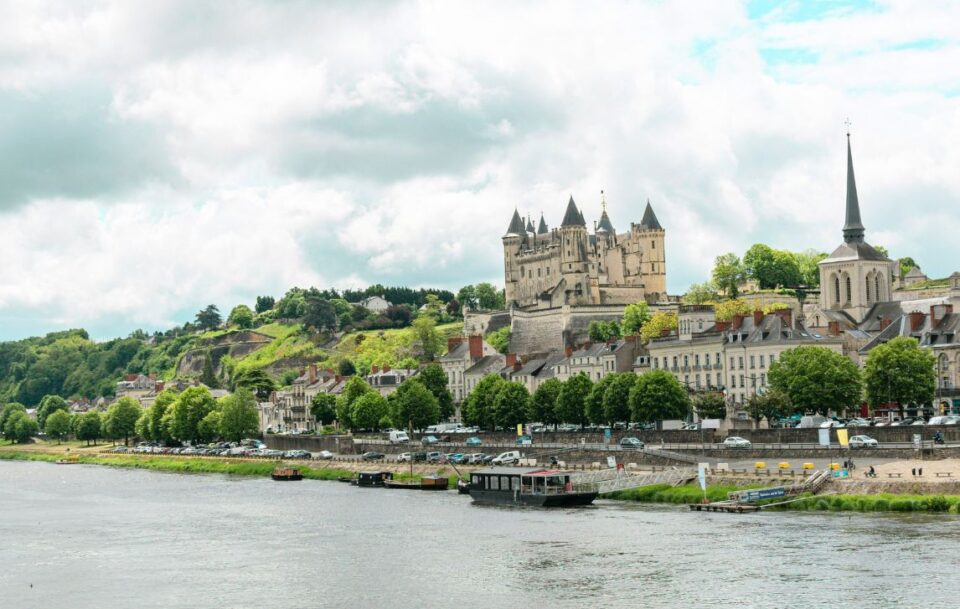 Loire Valley by E-Bike: Saumur to the Atlantic Coast