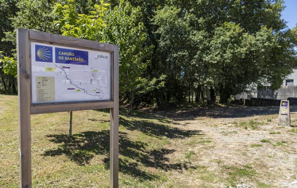 senal-entrada-sigueiro Sign detailing Camino Ingles details