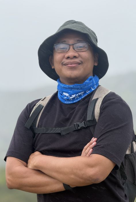 MJ de Guzman CS Team